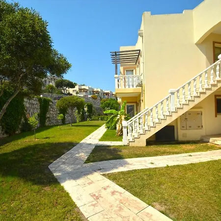 Bodrum Tq 2 Bedroom Garden Holiday Homes L13 * Bogazici